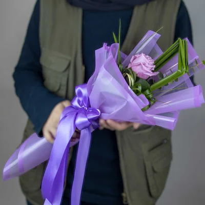 دسته گل رز هلندی یاسی